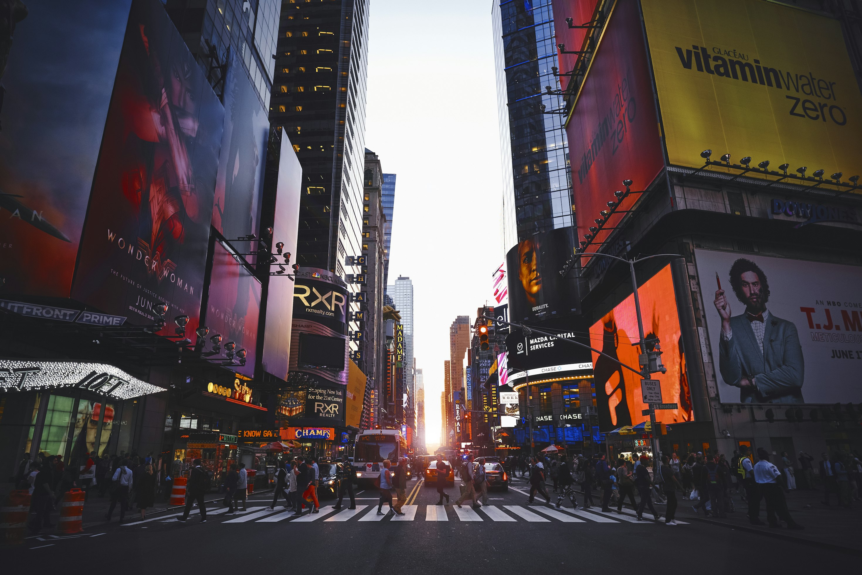 Aircraft detailing in New York City Metro